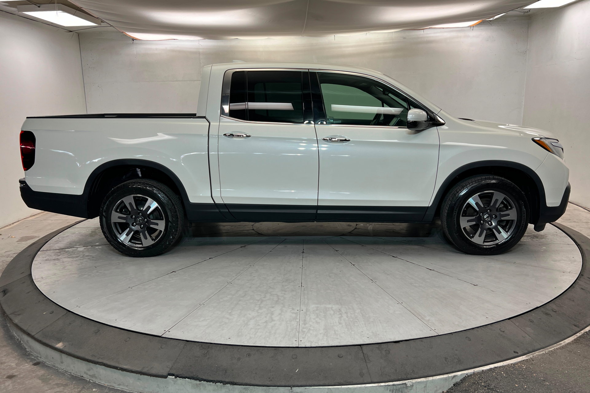 Used 2019 Honda Ridgeline RTL-E image 6