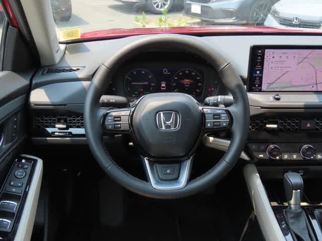 Used 2025 Honda Accord Touring image 18