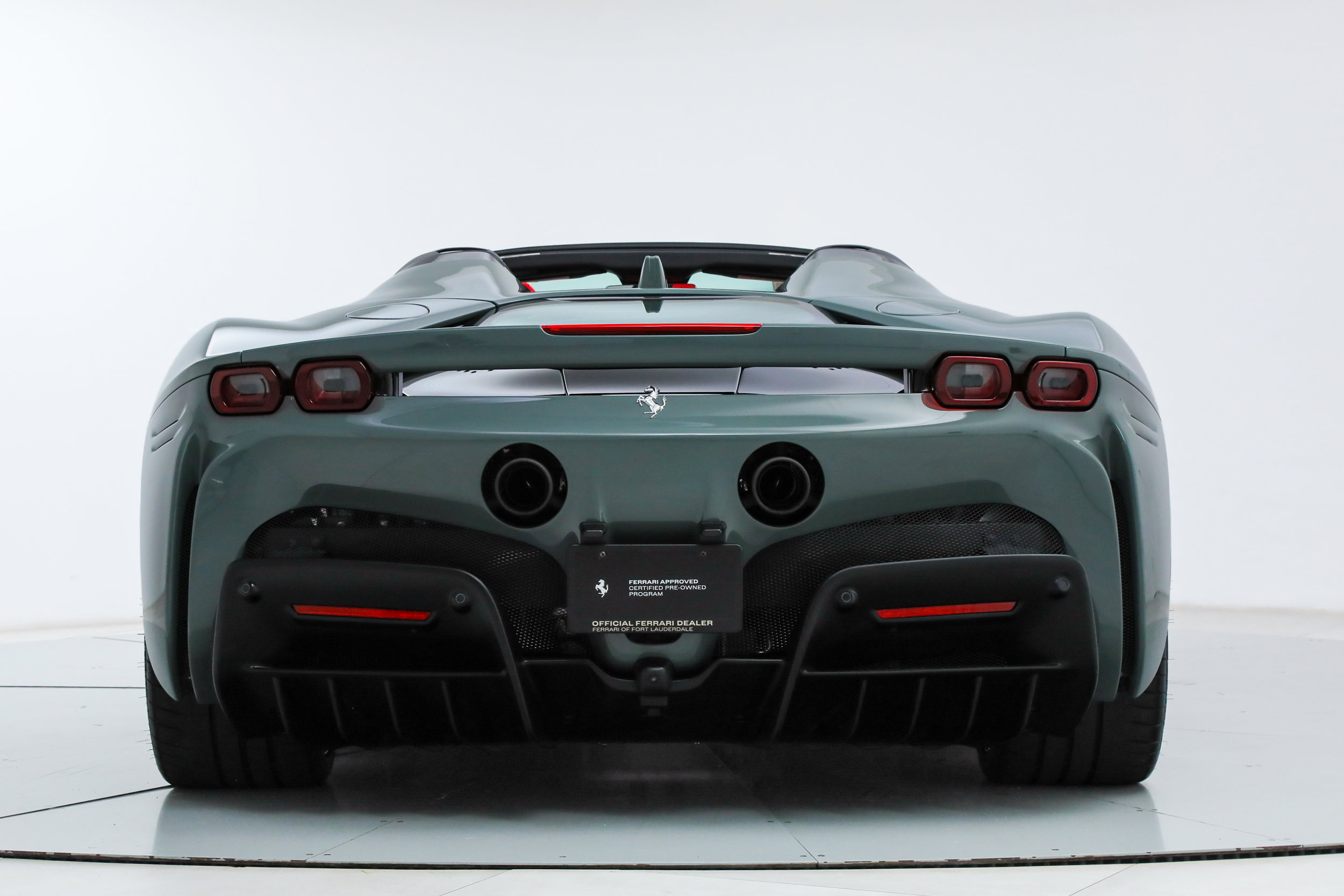 Certified 2025 Ferrari SF90 Spider AWD/4WD image 9