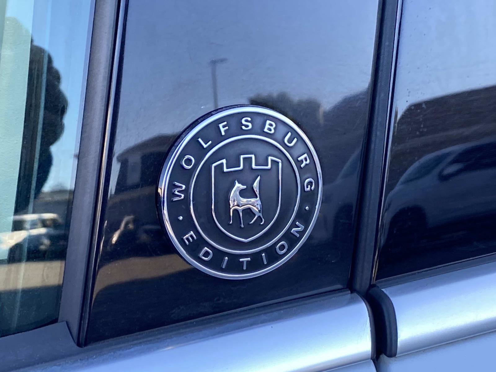 Used 2017 Volkswagen Tiguan Wolfsburg Edition image 27