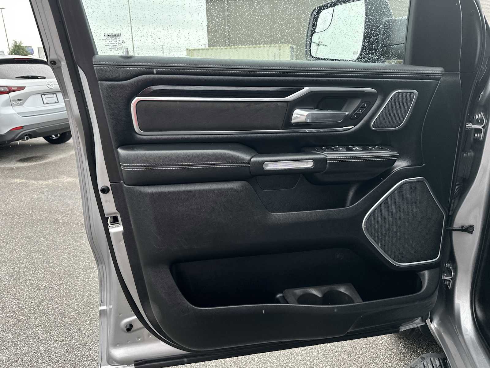 Used 2023 RAM 1500 Laramie AWD/4WD image 16