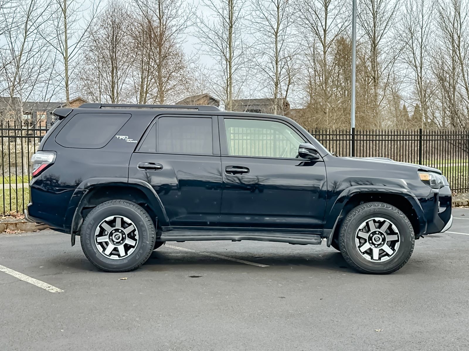 Used 2024 Toyota 4Runner TRD Off-Road Premium image 2