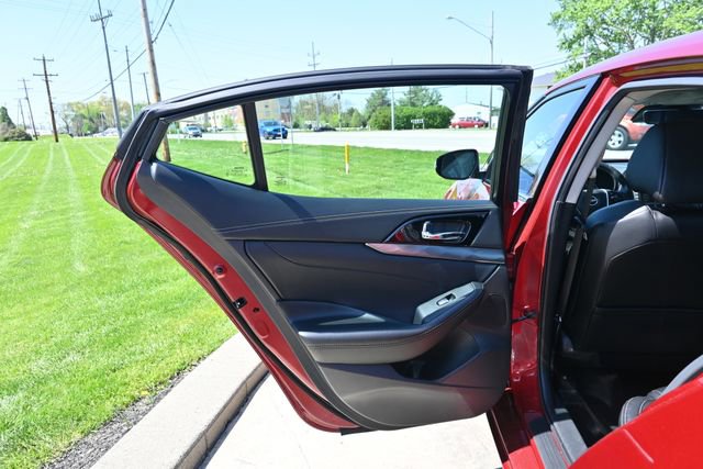 Used 2023 Nissan Maxima SL FWD image 23