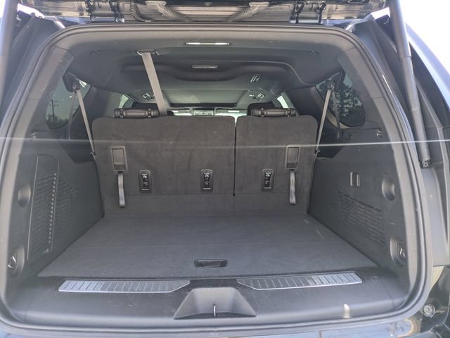 Used 2024 Chevrolet Suburban RST w/ Sport Performance Package RWD image 14