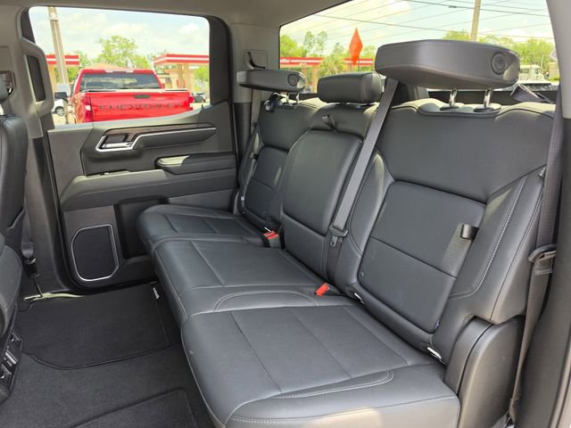 Used 2025 GMC Sierra 1500 SLT AWD/4WD image 19