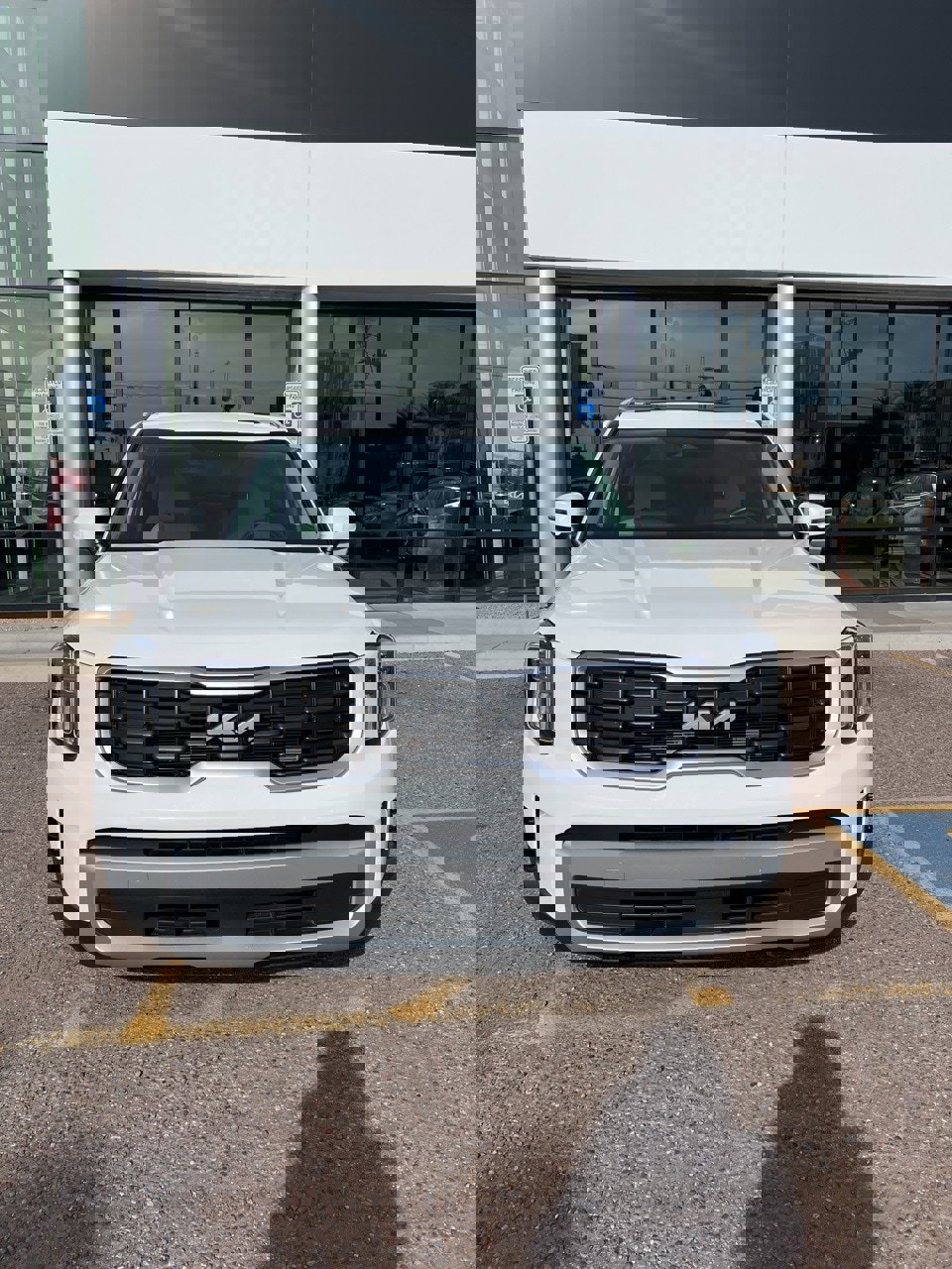 Used 2024 Kia Telluride S w/ S Sunroof Package image 6