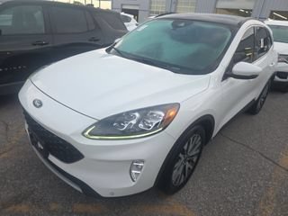 Used 2020 Ford Escape Titanium w/ Titanium Premium Package 2.0 AWD/4WD image 2