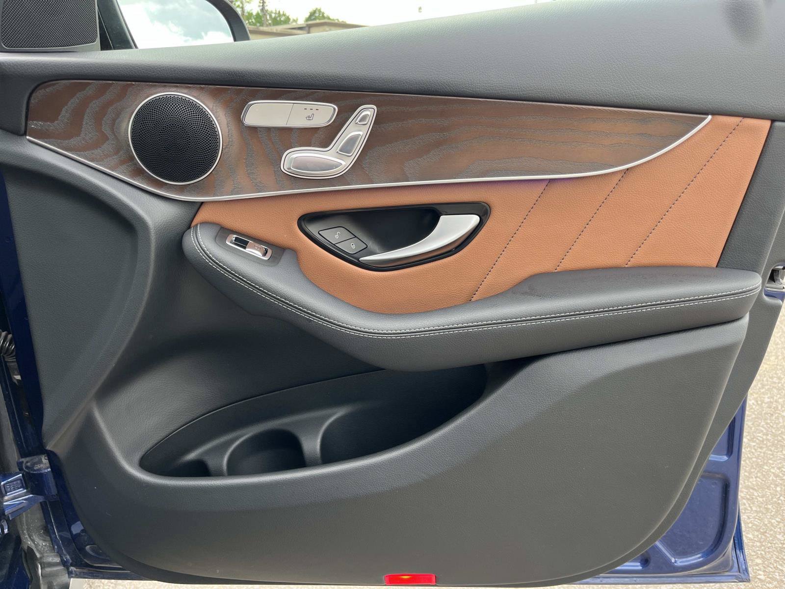 Certified 2021 Mercedes-Benz GLC 300 image 24