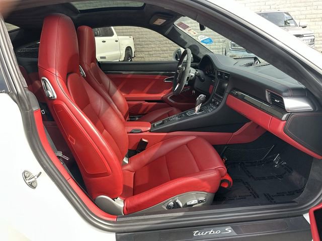 Used 2014 Porsche 911 Turbo S image 27