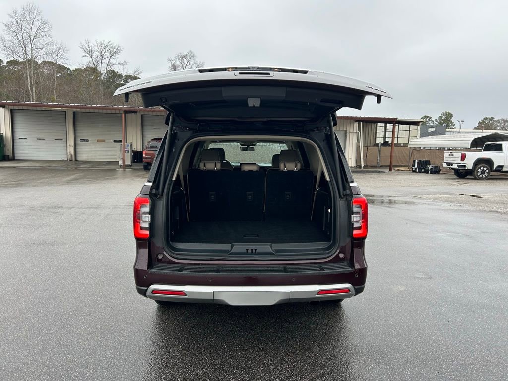 Used 2024 Ford Expedition Max Limited image 8
