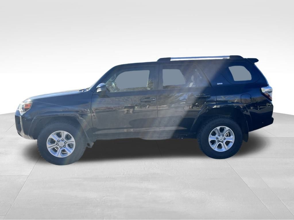 Used 2019 Toyota 4Runner SR5 image 6