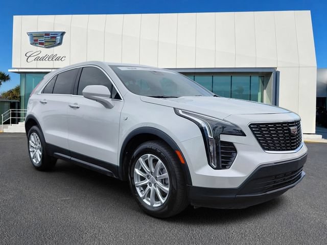 Certified 2023 Cadillac XT4 Luxury FWD image 1