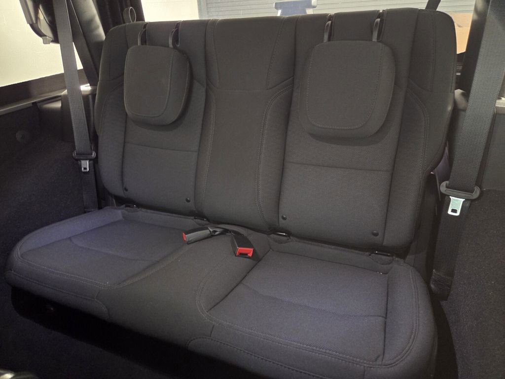 Certified 2021 Jeep Wrangler Willys image 20