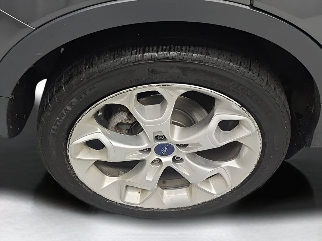 Used 2016 Ford Escape Titanium w/ Equipment Group 301A AWD/4WD image 43