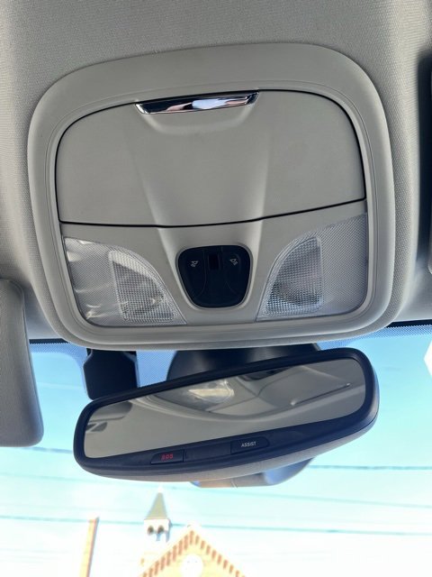 Used 2023 Jeep Cherokee Altitude Lux image 37