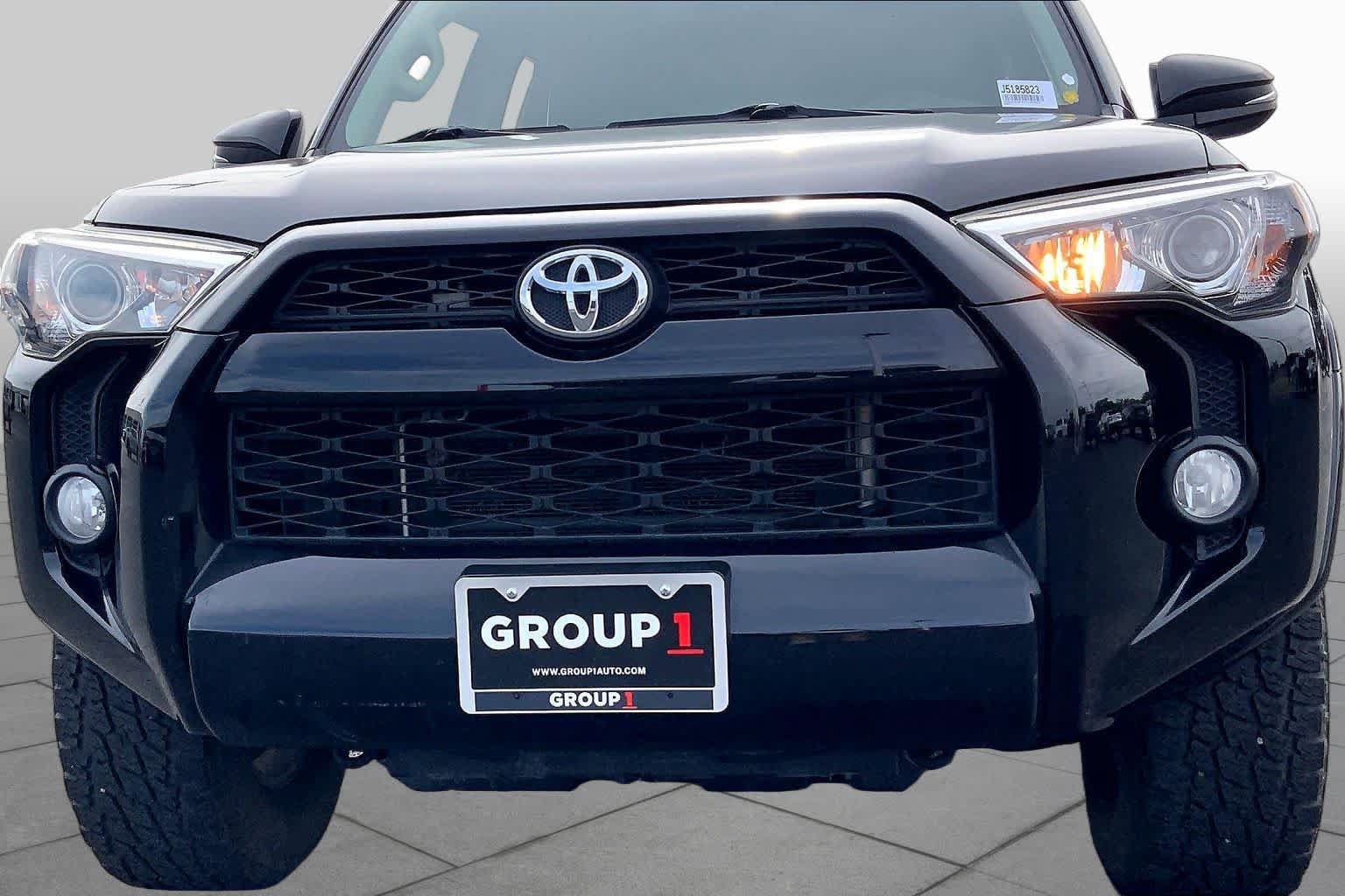 Used 2018 Toyota 4Runner SR5 Premium RWD image 30