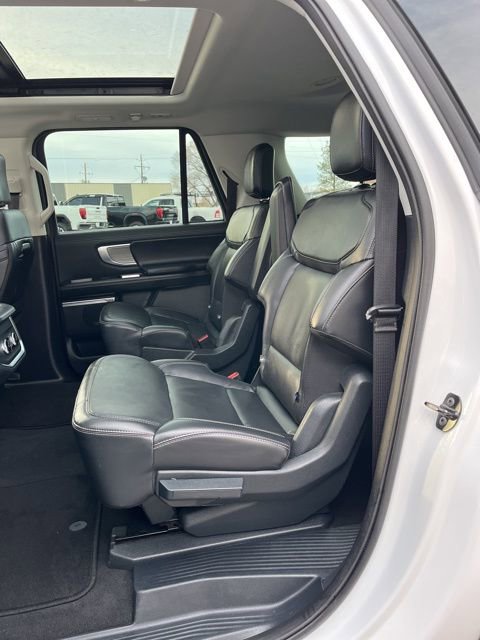 Used 2025 Ford Expedition Max Platinum image 29