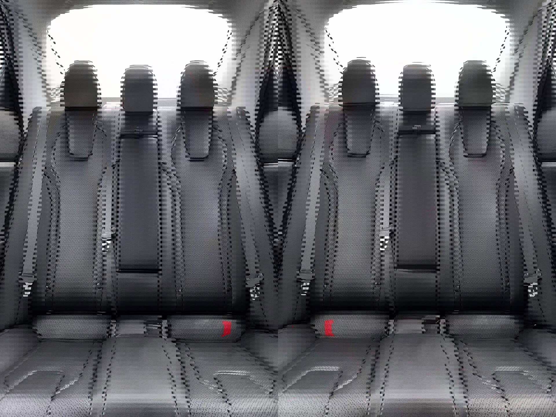 New 2026 Hyundai Elantra Limited FWD image 16