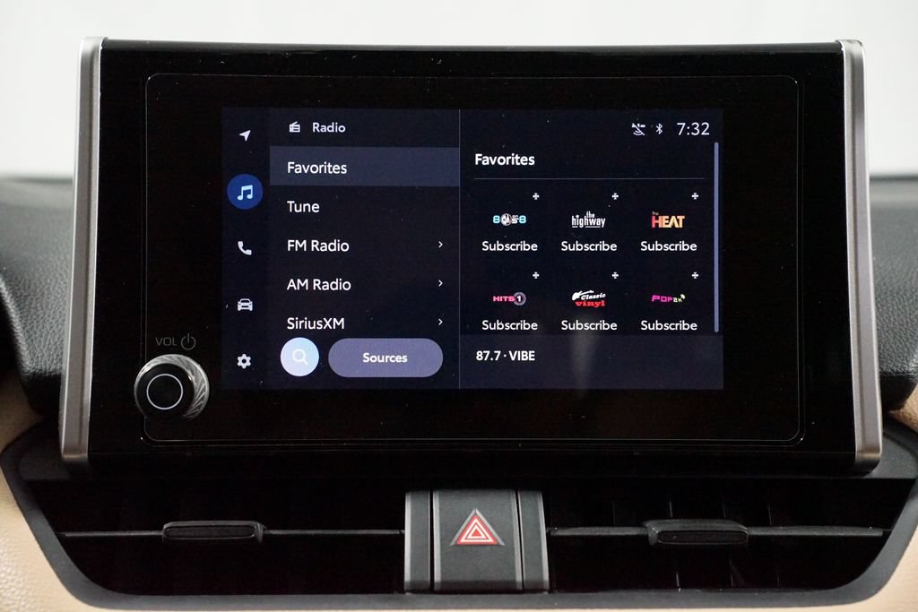 Certified 2025 Toyota RAV4 LE AWD/4WD image 18