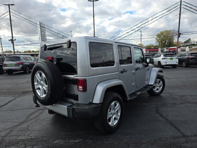 Used 2014 Jeep Wrangler Unlimited Sahara w/ Connectivity Group image 7