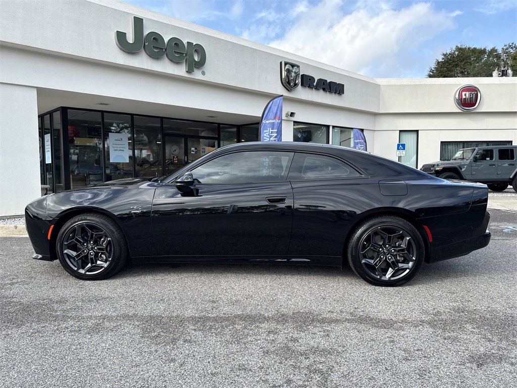 Used 2025 Dodge Charger R/T w/ Quick Order Package 25M R/T image 8