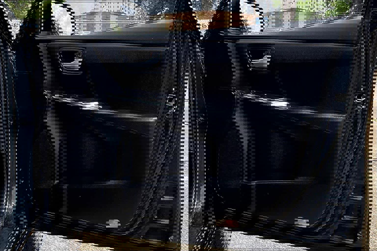 Used 2017 Toyota Camry LE image 20