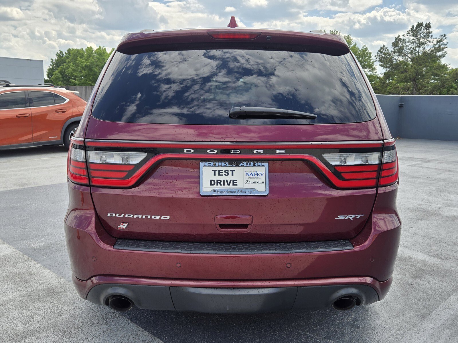 Used 2018 Dodge Durango SRT w/ SRT Interior Appearance Group AWD/4WD image 4