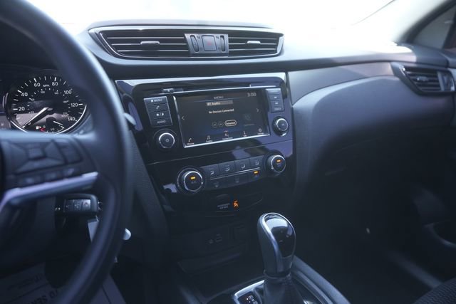 Used 2019 Nissan Rogue Sport S w/ Appearance Package image 25