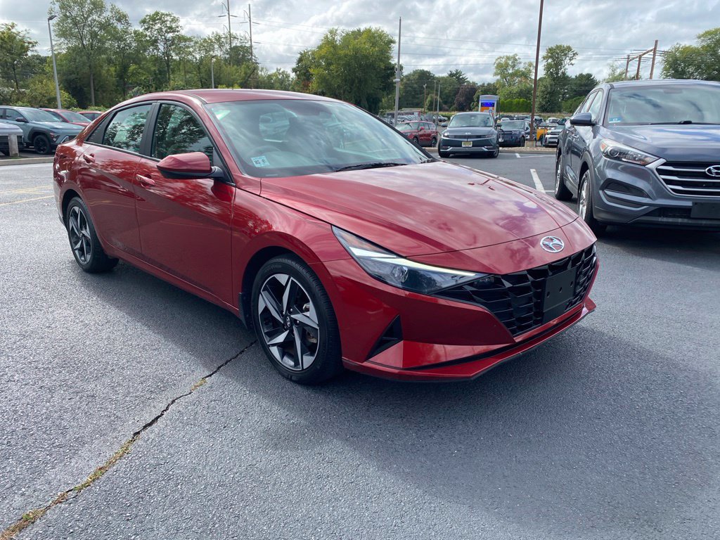Certified 2023 Hyundai Elantra SEL w/ Convenience Package