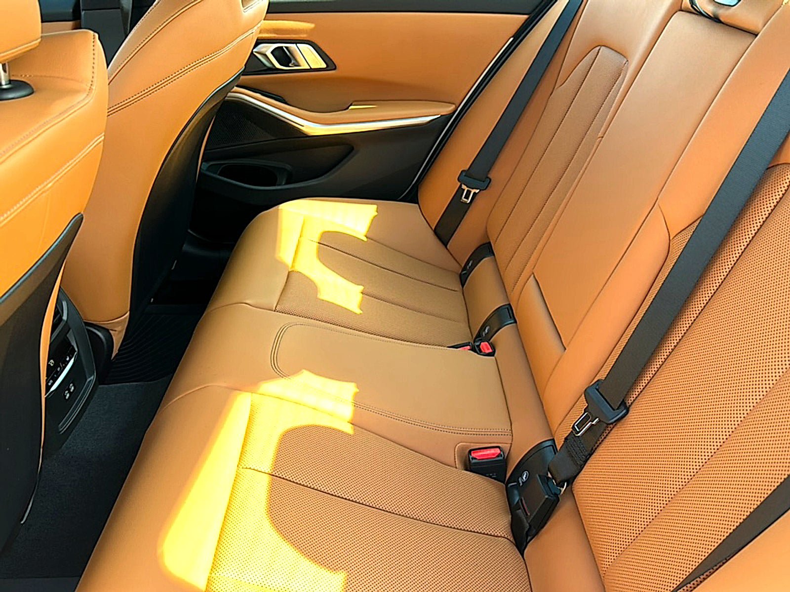 New 2026 BMW 330i Sedan w/ Premium Package RWD image 16