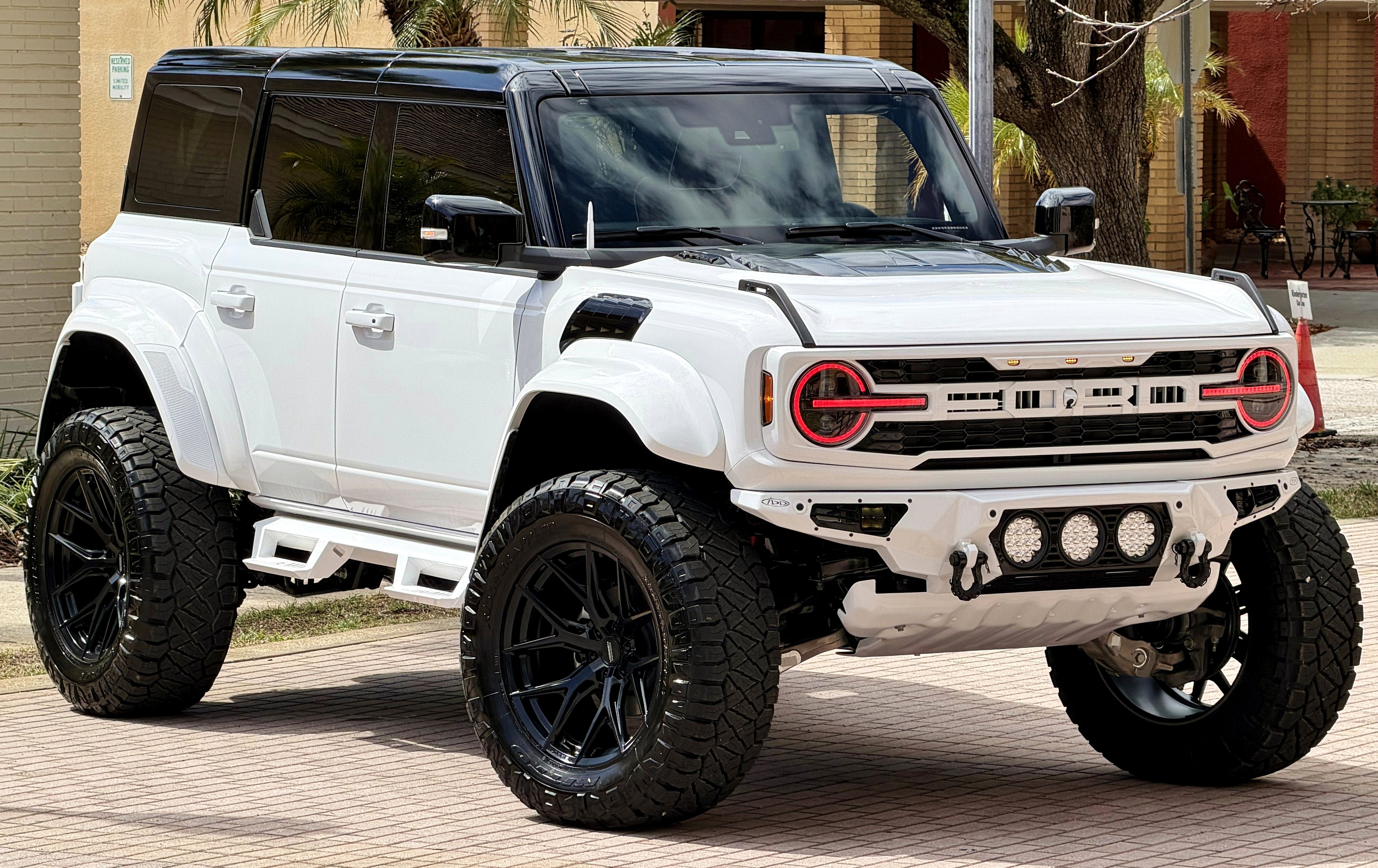 Used 2026 Ford Bronco Raptor w/ Interior Carbon Fiber Pack
