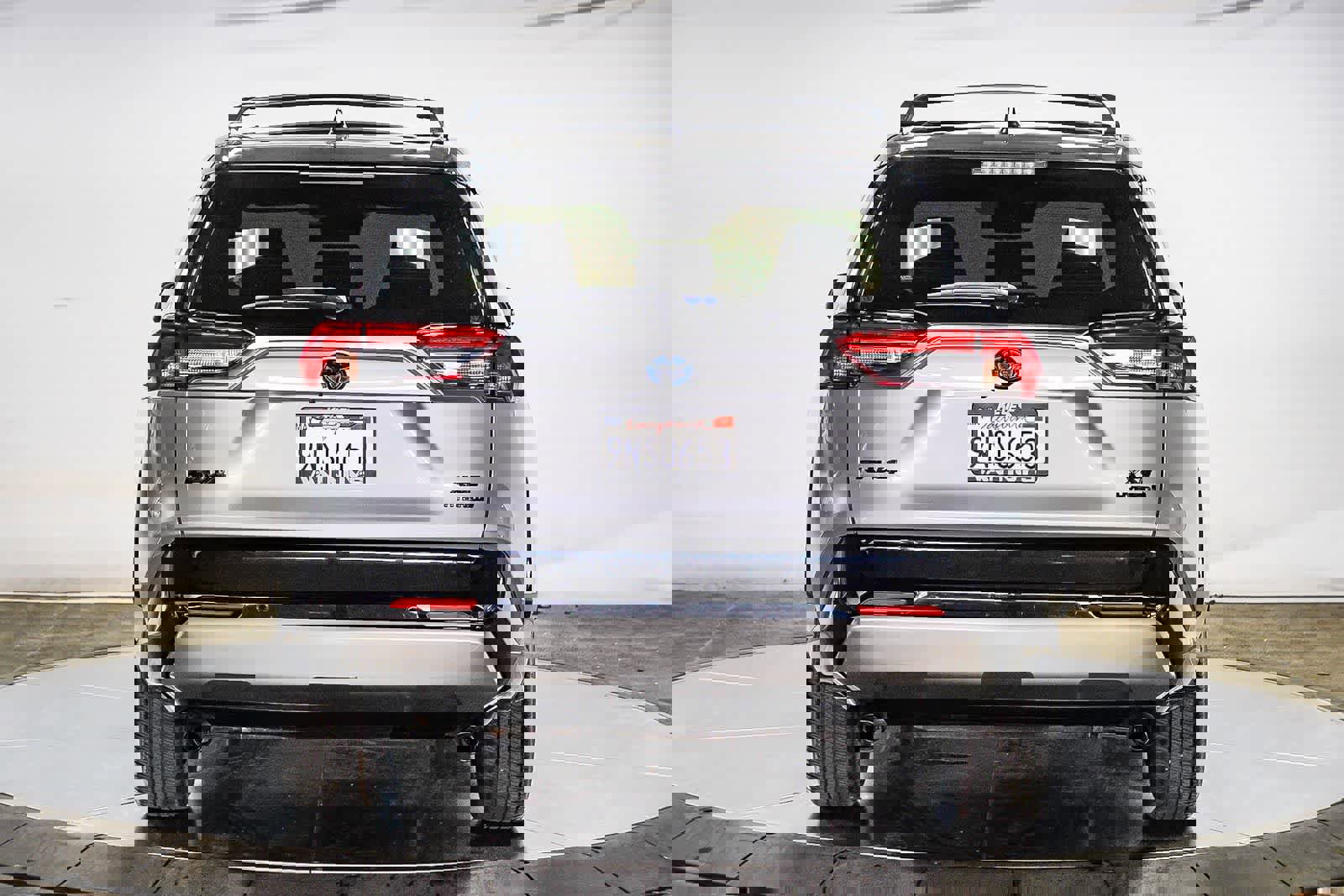 Used 2024 Toyota RAV4 XSE w/ Advanced Technology Package image 5