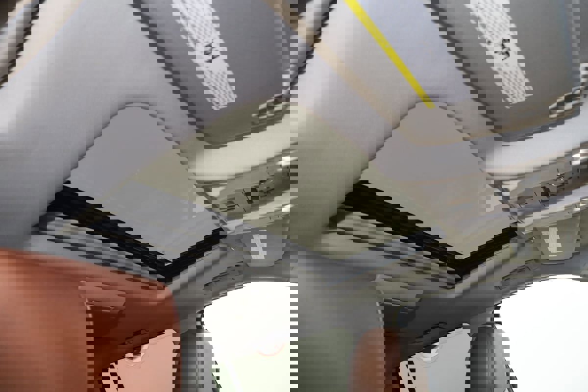 Used 2019 Cadillac Escalade ESV Premium Luxury AWD/4WD image 11