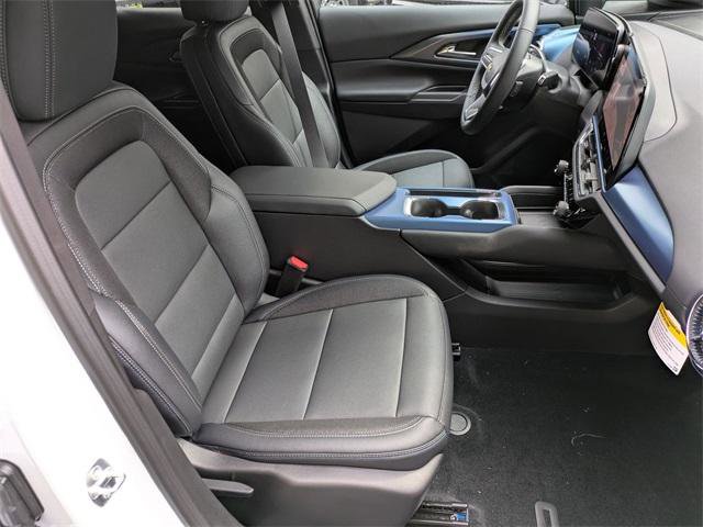 New 2026 Chevrolet Equinox EV LT image 28