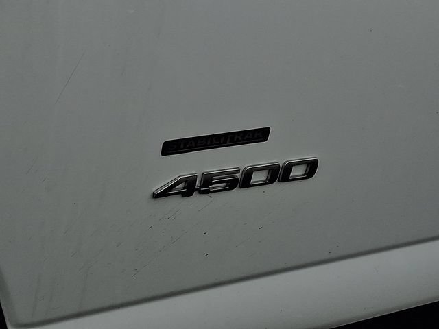 New 2024 Chevrolet Express 4500 Extended w/ Power Convenience Package RWD image 9