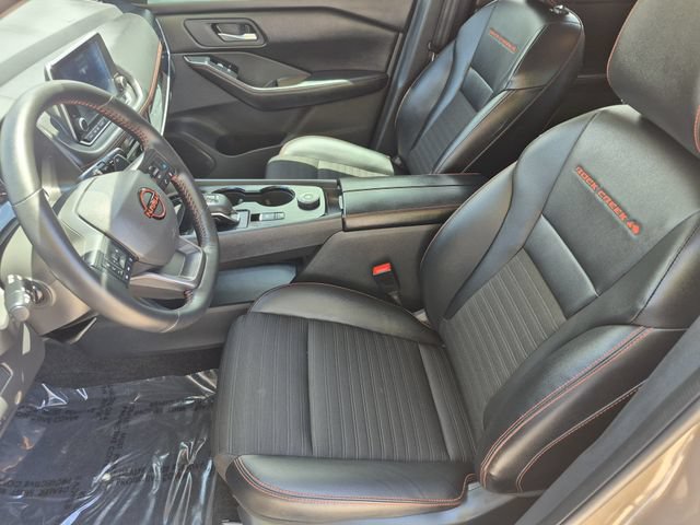 Certified 2025 Nissan Rogue SV AWD/4WD image 18