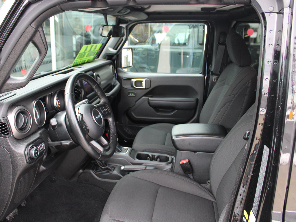 Used 2022 Jeep Gladiator Sport image 31