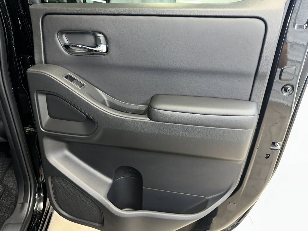 Used 2026 Nissan Frontier SV w/ Tow Package image 27