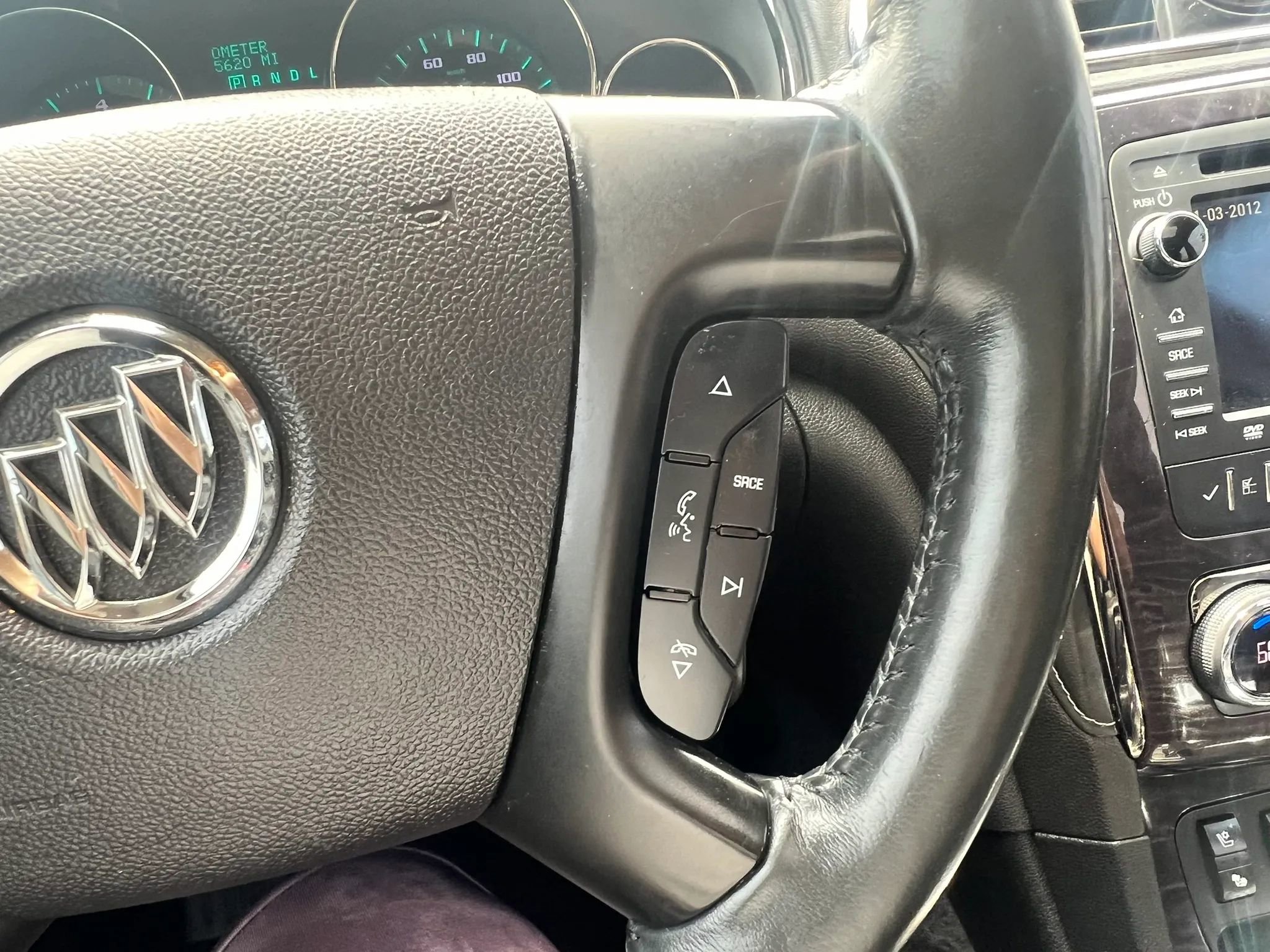 Used 2015 Buick Enclave Premium w/ Experience Buick Package image 18