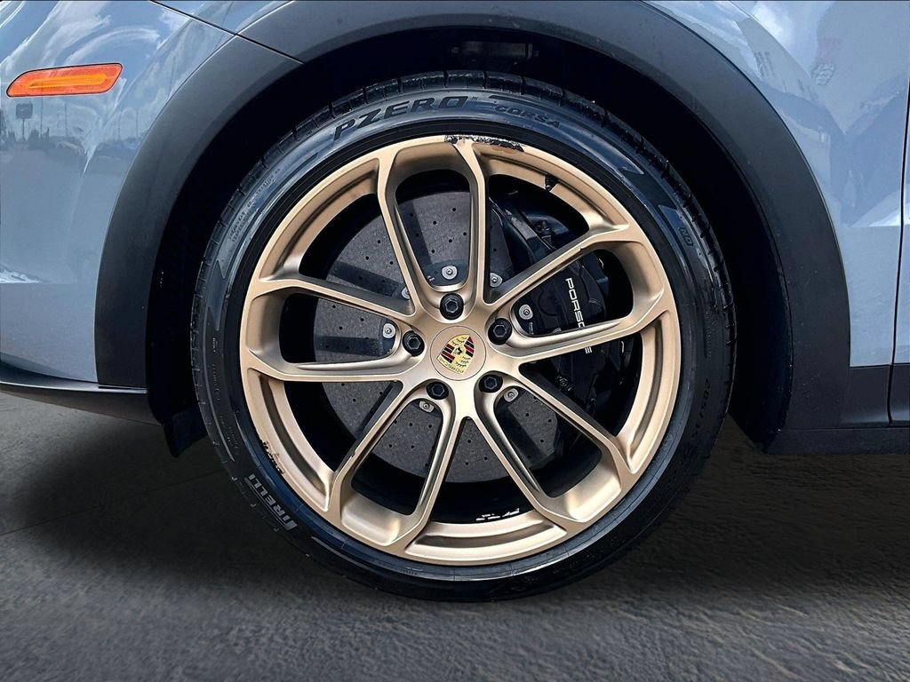 Certified 2023 Porsche Cayenne Turbo GT AWD/4WD image 11