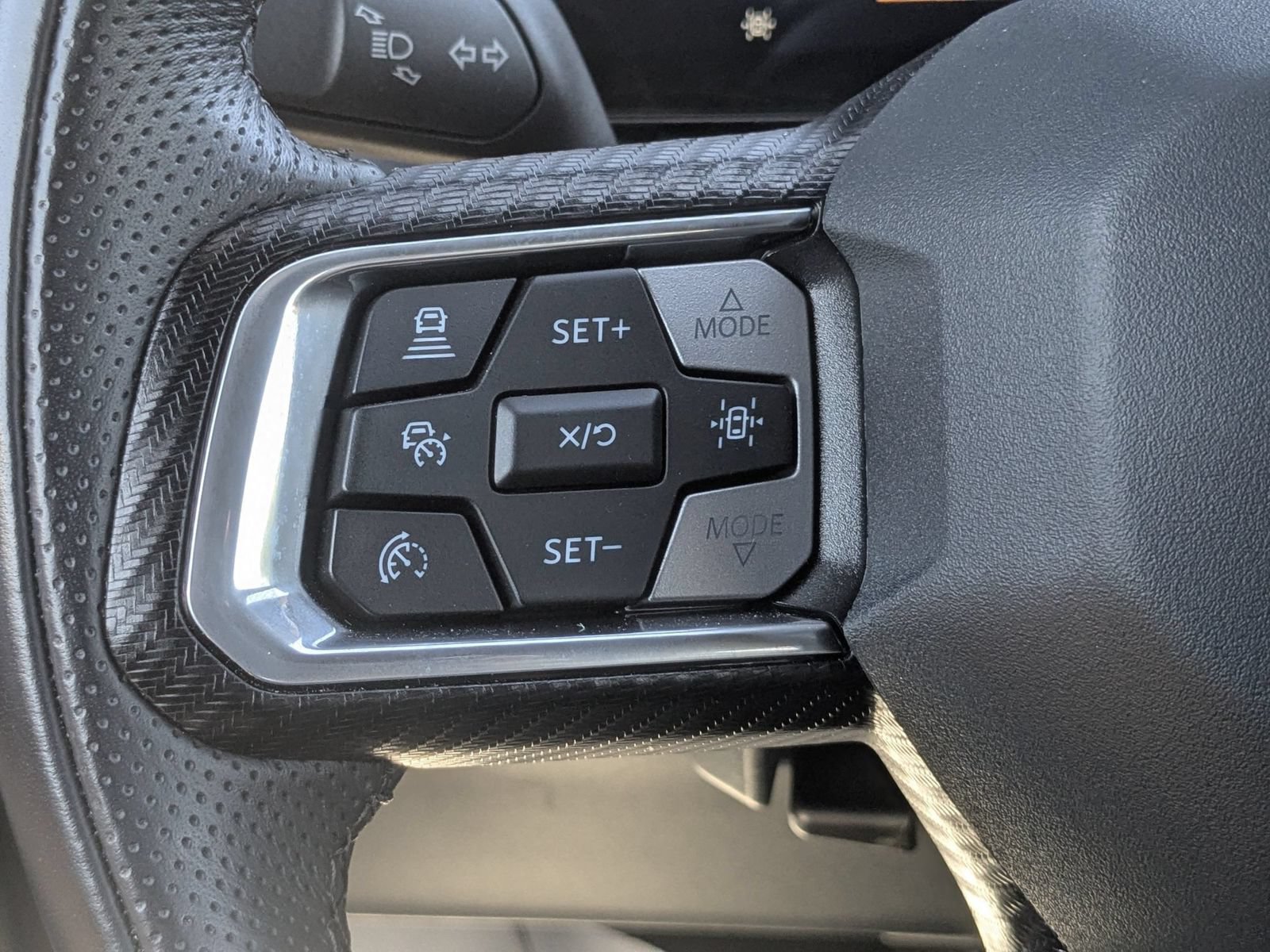 Used 2025 Ford Mustang Premium RWD image 17