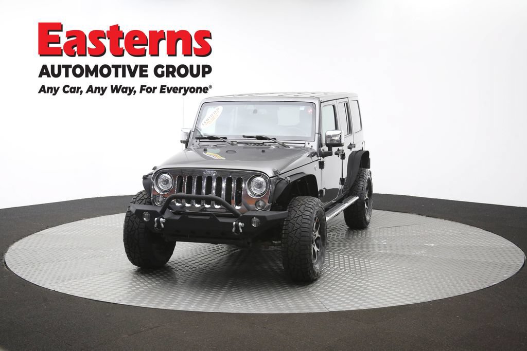 Used 2017 Jeep Wrangler Unlimited Sahara w/ Dual Top Group AWD/4WD image 54