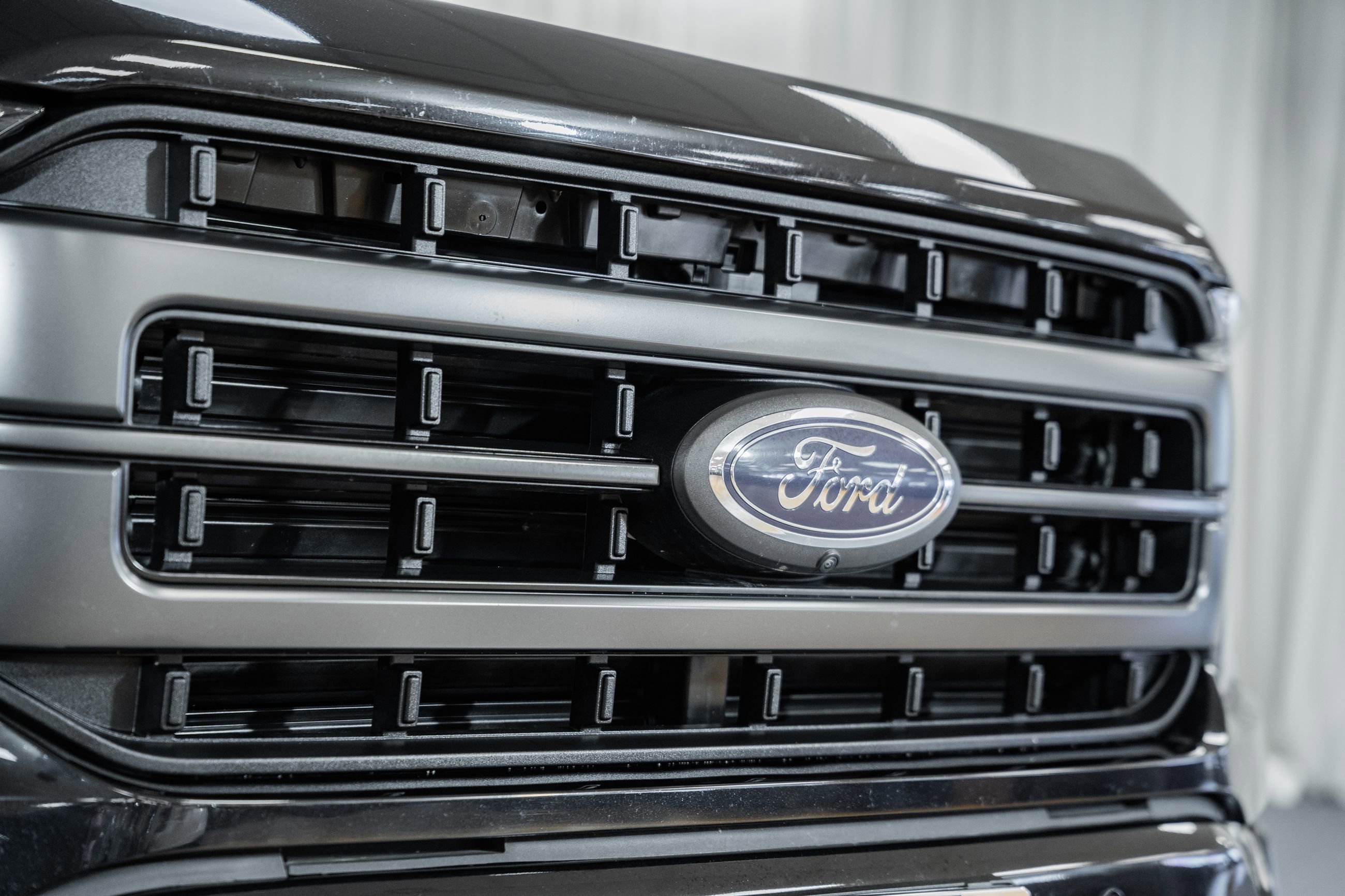 Certified 2023 Ford F150 Lariat w/ Equipment Group 502A High image 7