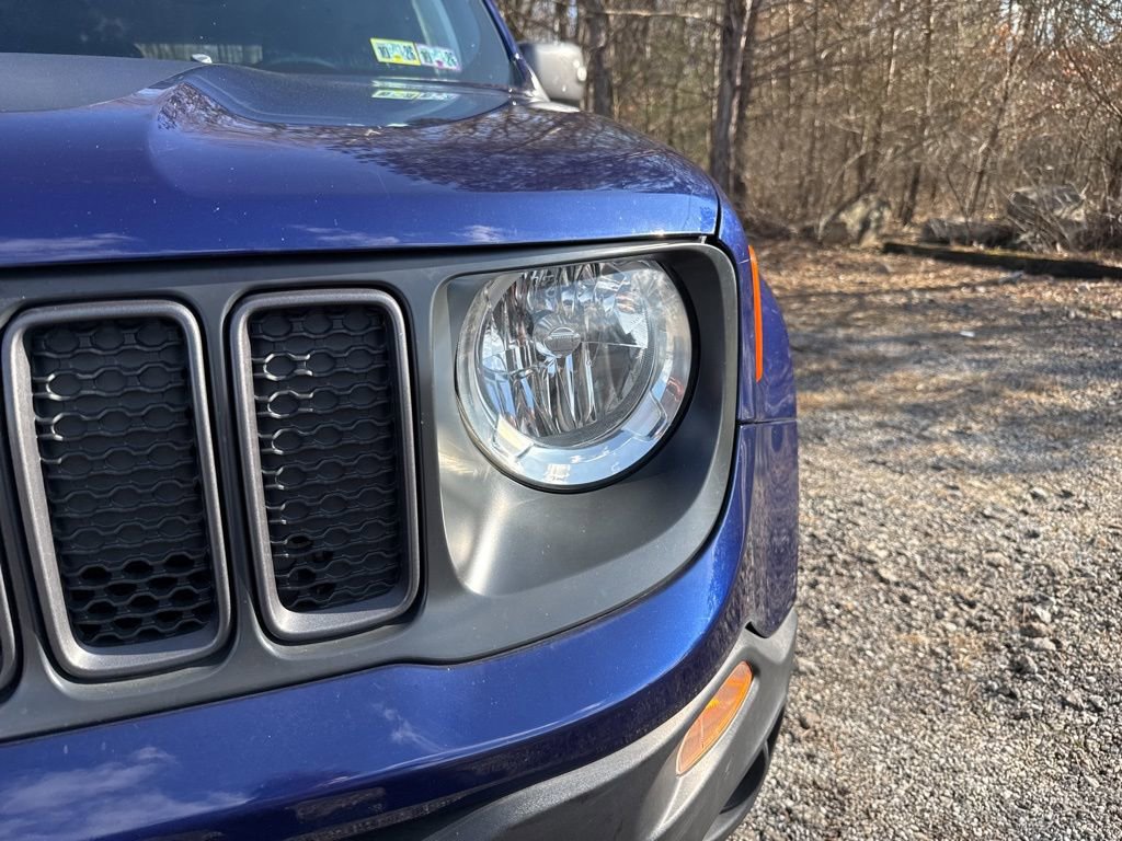 Used 2019 Jeep Renegade Trailhawk w/ Cold Weather Group II image 3