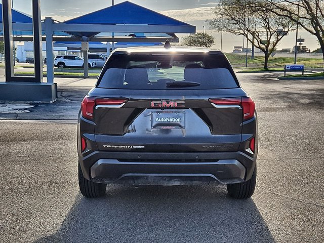 Used 2025 GMC Terrain Elevation AWD/4WD image 7