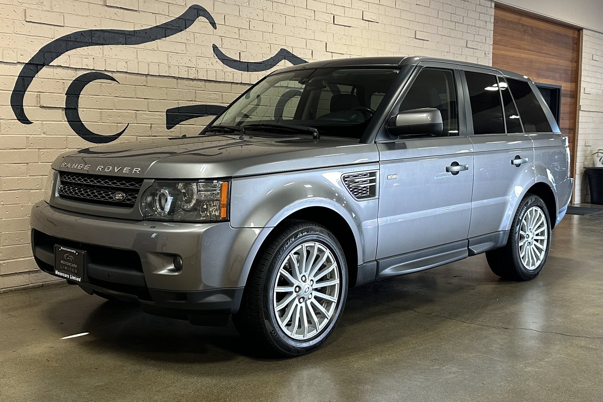 Used 2011 Land Rover Range Rover Sport HSE AWD/4WD image 20