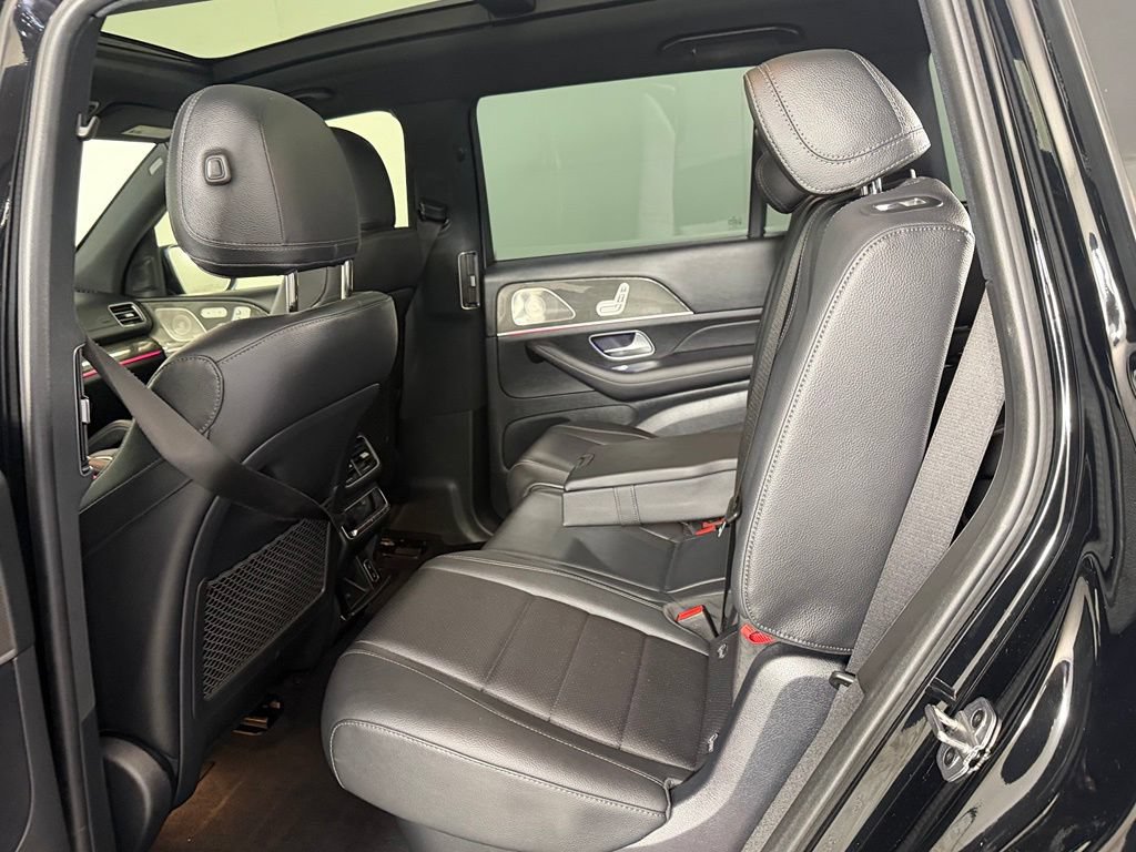 Used 2022 Mercedes-Benz GLS 450 4MATIC image 26