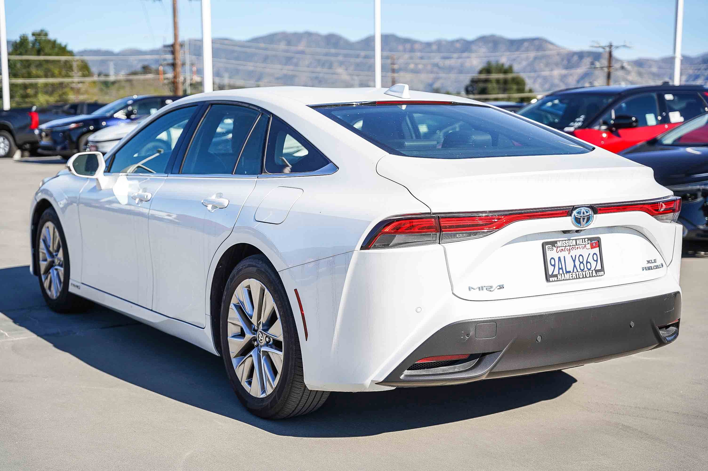 Used 2022 Toyota Mirai XLE image 9
