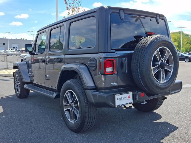 Used 2023 Jeep Wrangler Unlimited Sahara w/ Cold Weather Group AWD/4WD image 4