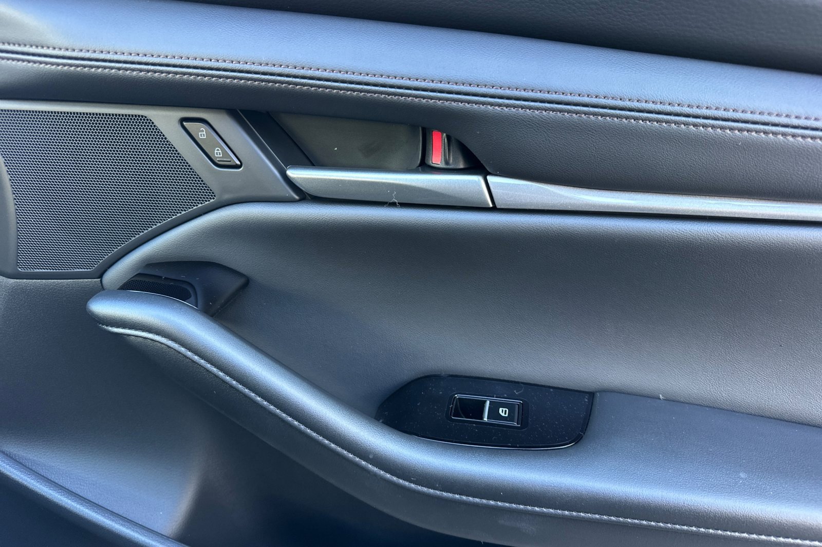 New 2026 MAZDA MAZDA3 2.5 S Sedan w/ Preferred Pkg image 16